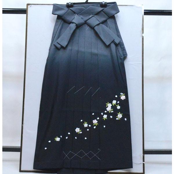 刺繍袴 黒地 単品 ぼかし 女性用 行灯袴 ヘラあり グラデーション 袴丈 