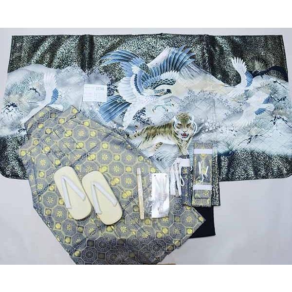 本日限定お値下げ　新品　七五三 五歳  美品　黒鷹虎城柄 羽織袴 フルセット 七五三 着物 男の子 5歳 羽織袴セット 「黒 鷹、蔓帯」 フルセット 5歳