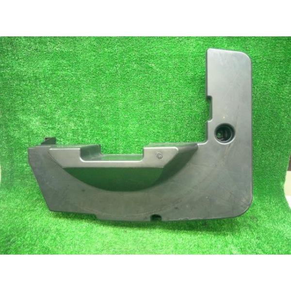 アウディ A5 ABA-8TCDNL スピーカー  ウーハー　yatsu
