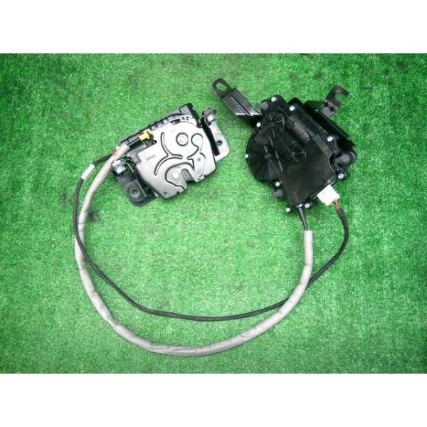 BMW 4シリーズ DBA-4A20 ドア ロック アクチュエーター