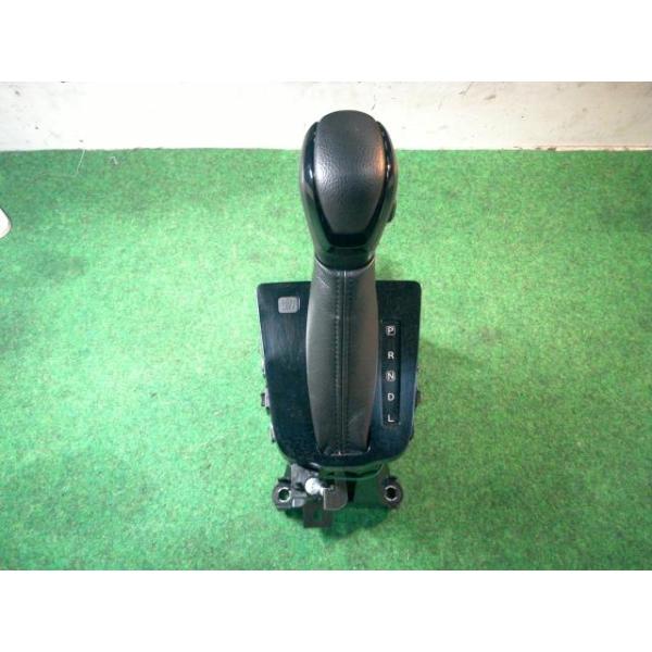 シフトレバー シフトレバー