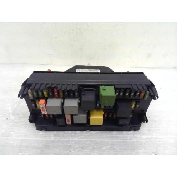 ベンツ Eクラス RBA-212036C ヒューズ ボックス 197 A2129004025 E250