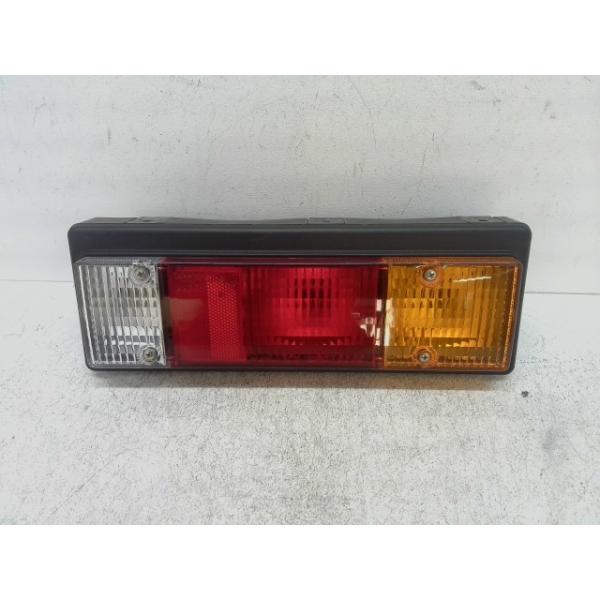 キャンター 2RG-FBA60 右 テール ランプ ライト レンズ ML250082 12V用