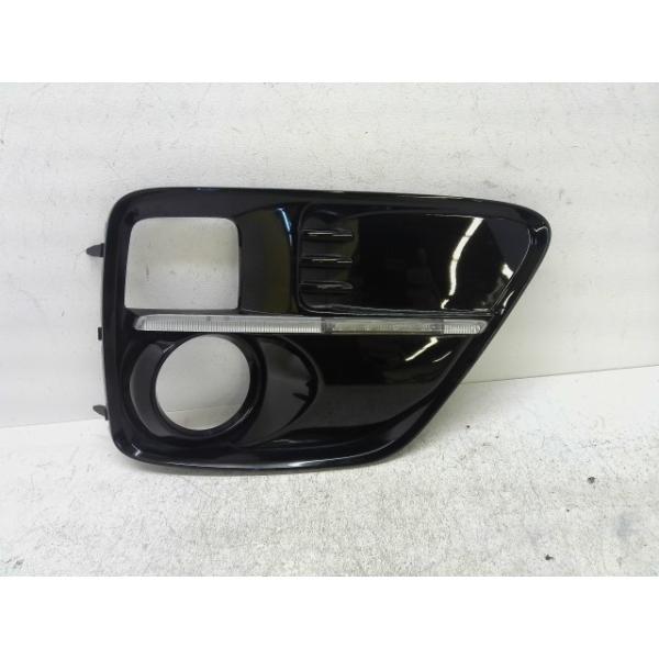WRX DBA-VAG 「右フォグカバー」 H4517VA018-1 スバル純正