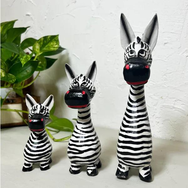 置き物 オブジェ アニマル 木製 ♪上目遣いシマウマさん S・M・L3体SET