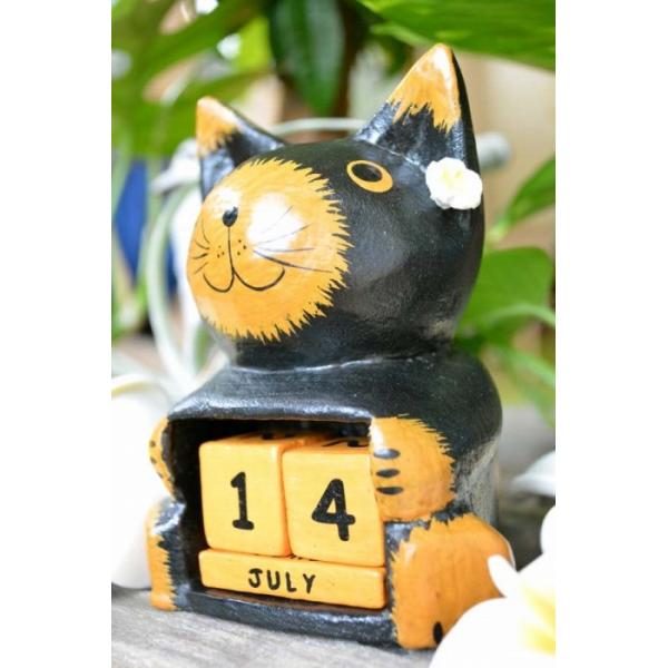 �u���� �I�u�W�F �C���e���A���� �A�W�A���G�� �o�� ��l�R�̃J�����_�[(�L���[�u�^�C�v ���L ������^�C�v)�� �A�W�A���C���e���A �C���e���A�G��