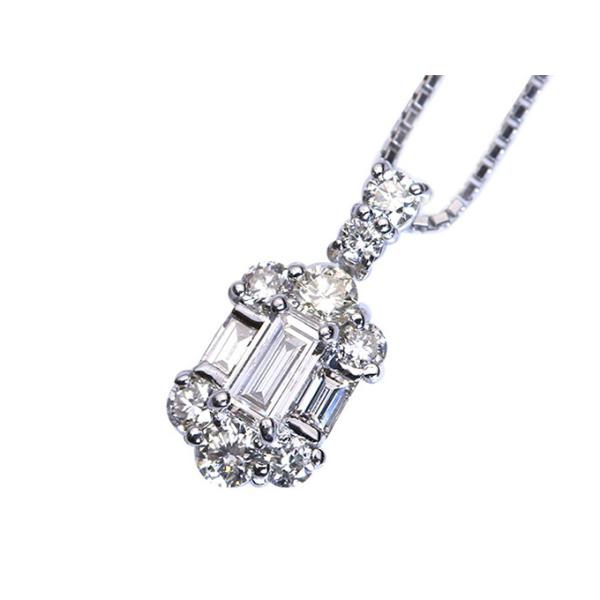 ダイヤ・バケットカットダイヤモンドの上品なPTネックレス 合計0.65ct 無色透明度際立つ上質ダイヤ 1点もの