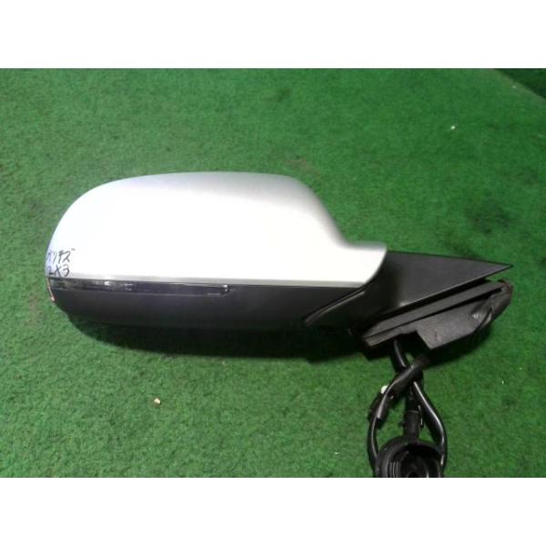 アウディ A3 DBA-8PCAX 右　ドア　ミラー LX7W