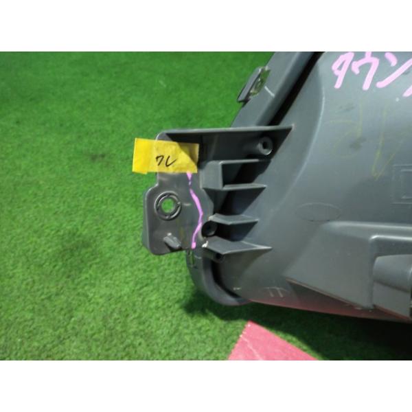 タウンエース DBF-S412M 右 ヘッド ライト ランプ 1E7 : 山自販