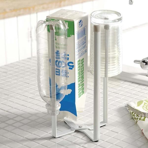 サイズ（約）:12×9.5×高さ26.5cm（収納時サイズ/14.5×3.5×高さ26.5cm）重量（約）:450g材質:本体/スチール（ユニクロメッキ、粉体塗装）　キャップ/シリコン樹脂製造国:中国メーカー:山崎実業山崎実業 山実 yam...