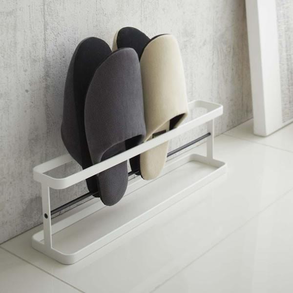 サイズ（約）:幅42×奥行9×高さ13cm重量（約）:840g材質:本体/スチール（粉体塗装）メーカー:山崎実業山崎実業 山実 yamazaki Plate プレート バブーシュ ラック ホルダー ハンガー スタンド 玄関 エントランス ス...