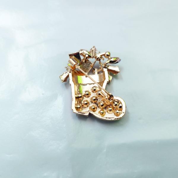 yiyi_yi-0542_2_d_20251218125834