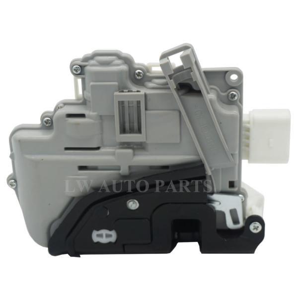 アウディ アクチュエータ ドアロック A3 S3 A4 A6 S6 A8 S8 RS3 RS6 シート exeo 4F0839016 4F0839015 4F1