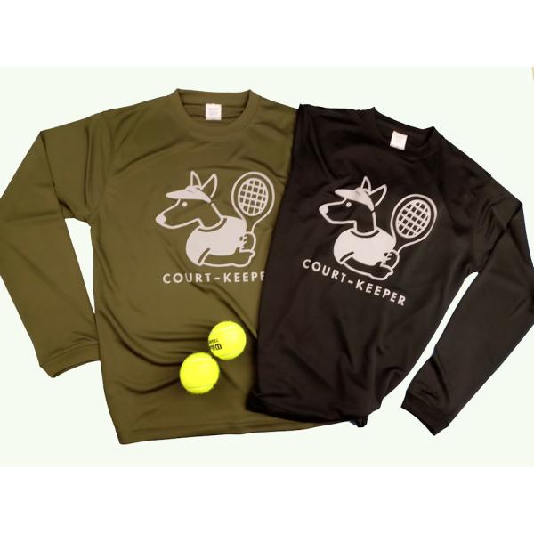 テニスドッグHACHI　ドライロングスリーブTシャツ１） 吸汗速乾素材２） シルキータッチの肌さわり３） 襟ぐりダブルステッチで型崩れ防止４） リバーシブルメッシュだから吸汗速乾５） オンコートでもアフターでも映えるテニスドッグHACHIデ...