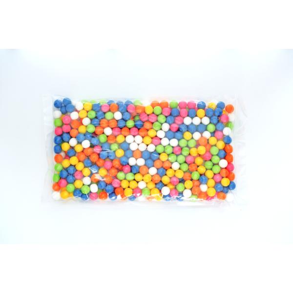 直径12mmの小粒でカラフルなボールガム。小粒なので小さなお子様でも食べやすく、清涼感のある青りんごの味は後味スッキリ。食べたあとは必ずゴミ箱に捨ててくださいね。