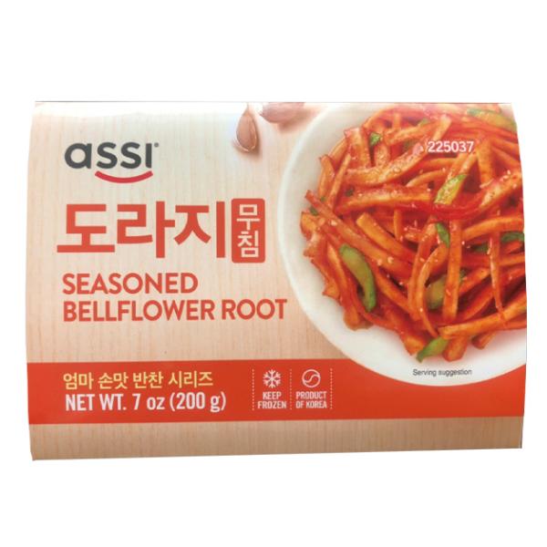 トラジをコチュジャンベースで味付けをした辛みと甘酸っぱさがある一品です。