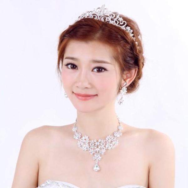ティアラ ウエディング コスプレ 髪飾り 花嫁結婚式 ヘッドドレス ブライダル
