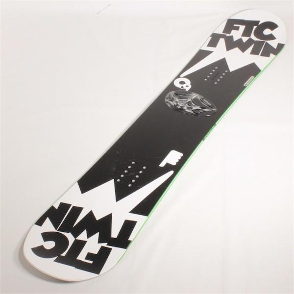 12 13 Fanatic Ftc Twin Pop サイズ138cm 中古 スノーボード 板 スノボ ファナティック メンズ レディース 兼用 13年モデル 型落ち 旧モデル 12 13 Afca014 ヨコノリネット 通販 Yahoo ショッピング