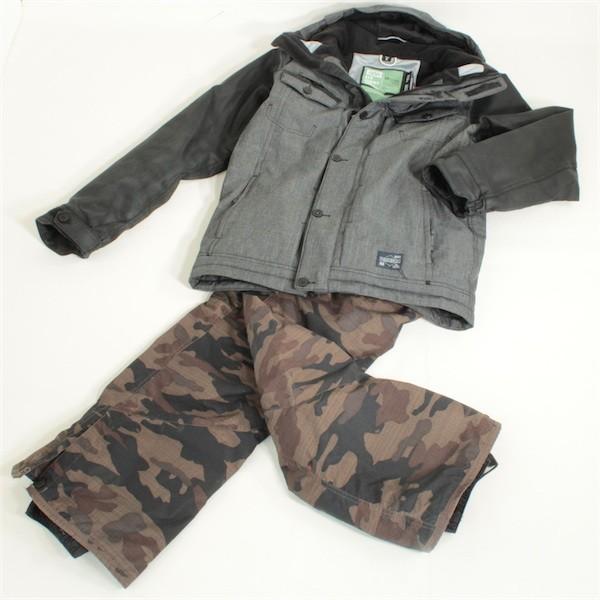 12 13 686 ウェア 上下セット サイズs 中古 スノーボードウェア上下セット スノボ シックスエイトシックス メンズ レディース 兼用 13年 型落ち 12 13 Buyee Buyee 提供一站式最全面最專業現地yahoo Japan拍賣代bid代拍代購服務 Bot Online