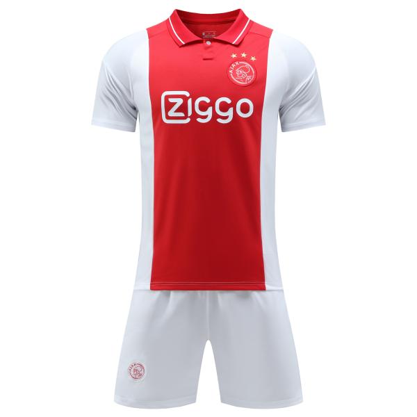 口：ノーブランド品のレプリカサッカーユニフォーム。口：ストッキングの長さ：大人用20センチ、子供用15センチです。口：ストッキングは付属品ではなく，別途料金がかかります。口：番号、個人名、チーム名は自由にカスタマイズ可能です。口：番号、個人...