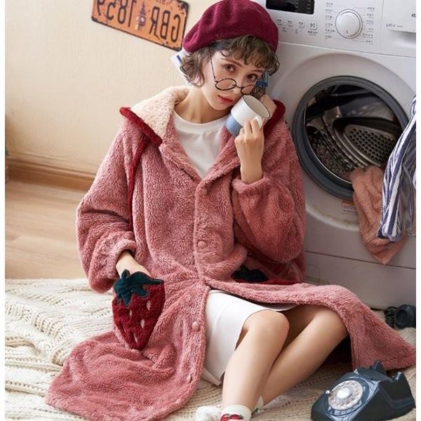 バスローブ レディース モコモコ フリース 厚手 あったか 大きいサイズ イチゴ柄ポケット ナイトウェア 入院 割り引き 冬 可愛い ママ 部屋着 ルームウェア