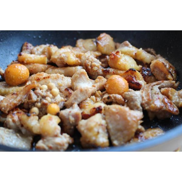 親鶏ですので歯ごたえがあります。固い食べ物が苦手な方はお気をつけください。10個以上は送料無料とさせていただきますが、北海道、沖縄は＋300円、九州地方、北東北は＋200円、四国・中国、南東北への発送は＋100円のご負担をお願いいたします。