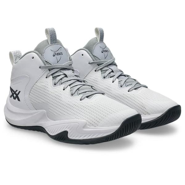 つま先の動きとサポート性を高めながら成長期の足を支えるキッズ専用ラストを採用。ジュニアシューズの中では厚めに設計されたミッドソールが優れたクッション性を発揮。やわらかく通気性に優れたメッシュアッパーが快適なプレーをサポート。【原産国】カンボ...