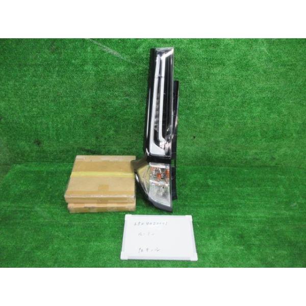 ルーミー トヨタ 5BA-M900A 左テールランプ 220-6907W カスタムG