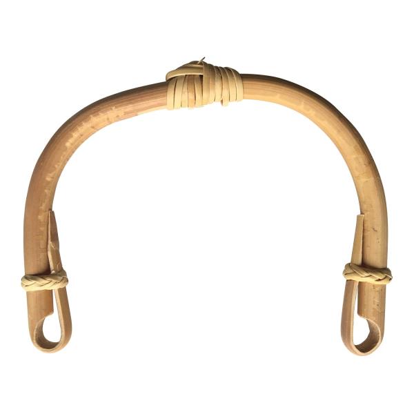 和食料理店の業務用の器として製作された手作りの天然素材製品です。食卓の演出用として、ご使用いただけます。サイズ:約13×11×1cm本体重量:0.01kg素材:籐製造国:インドネシア仕様:取付サイズ約10.5cm