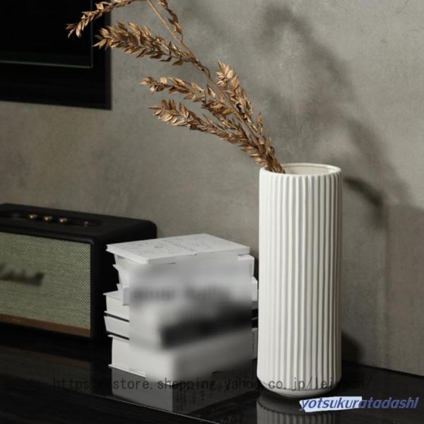 未使用・新品 手作り陶器 花瓶 白茶ストライプ 未使用・新品 手作り陶器 花瓶 白茶ストライプ 未使用・新品 手作り