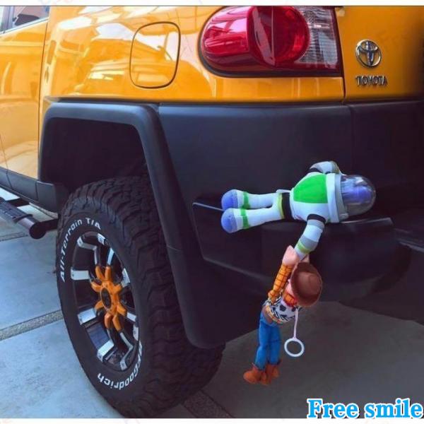 トイストーリー ウッディ バズ 車ぶら下がり人形！ヘルメット付き！フィギュア バズ　ウッディ ボディパーツ 車外装用品 車人形