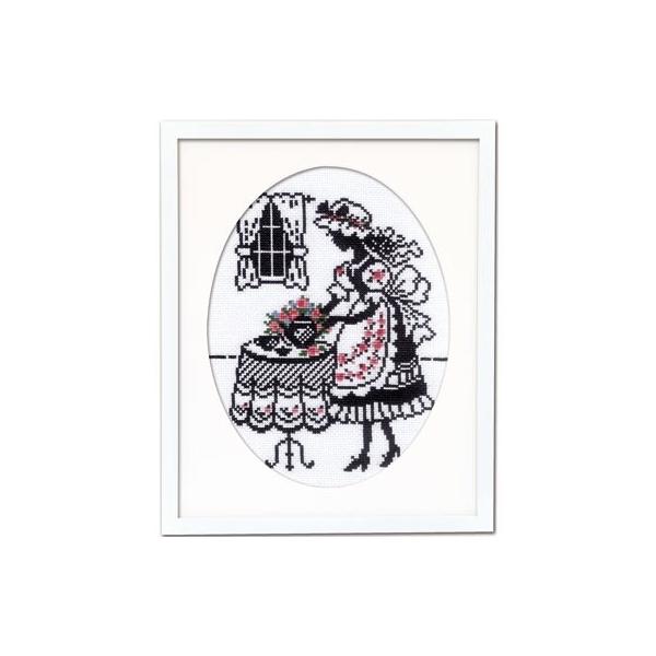 <出来上がり寸法>額外径:約３２cm×２５.９cm　額内径:約２９.５cm×２３.４cmマット紙内径:約２５cm×１９cm<デザイン>オノエ・メグミ<キット内容>２５番ししゅう糸（綿１００％）No.８３０...