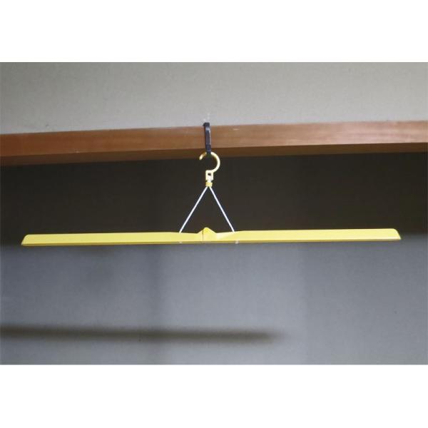 外出先にも楽に持ち運べる簡易のハンガーです。ゆかたや単物に最適です。※製造国:日本