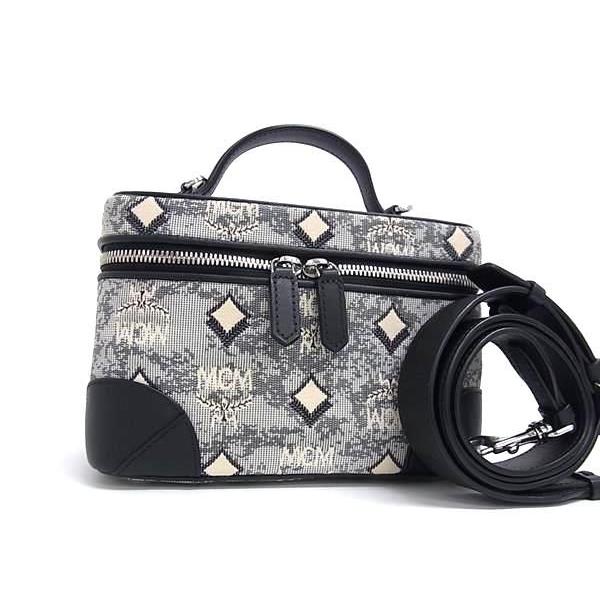 MCM（エムシーエム） □極美品□ モノグラムヴィセトス柄 キャンバス