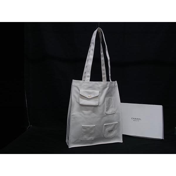 CHANEL □新品□未使用□ シャネル ココマーク ロゴ キャンバス