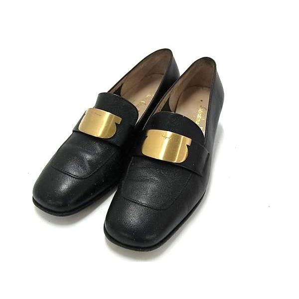 【PebbleT 】Ferragamo 黒 レザー ローファー Ferragamo ブラックレザー ローファー PebbleT 】Ferragamo 黒 レザー