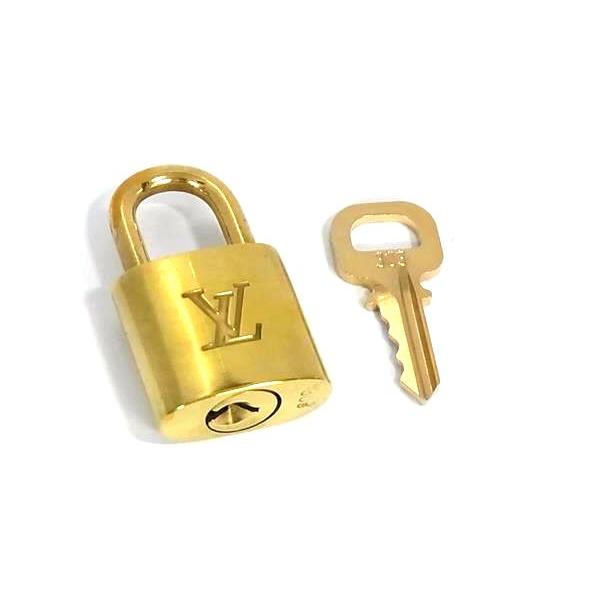 ⭐︎LOUIS VUITTON カデナ 14個セット 楽天市場】10点セット ルイ ヴィトン 旧型 カデナ パドロック 南京錠