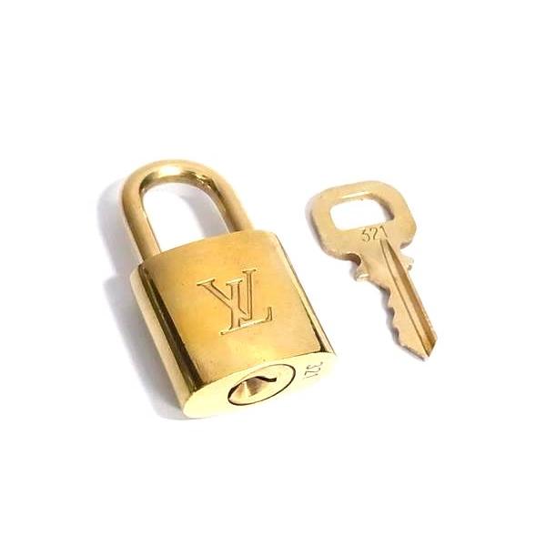 LOUIS VUITTON（ルイ・ヴィトン） □美品□ カデナ 南京錠 パドロック