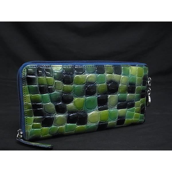 COCCO FIORE（コッコフィオーレ） □美品□ パテントレザー ラウンド