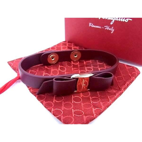 FERRAGAMO（フェラガモ） □新品同様□ Salvatore Ferragamo ヴァラ