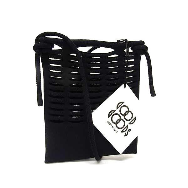 お値下げ！ISSEY MIYAKE、 黒ショルダーポシェット ISSEY MIYAKE（イッセイミヤケ） □新品□未使用□ MOKKO MINI POUCH