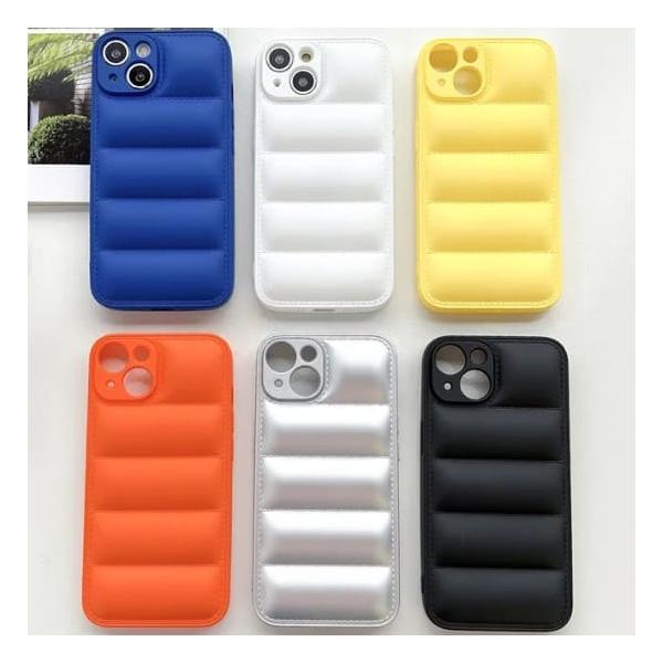 iPhone ケース 韓国 大人かわいい おしゃれ もこもこ シリコン ダウン風 お揃い ユニセックス se 11 12 13 14 pro max 頑丈
