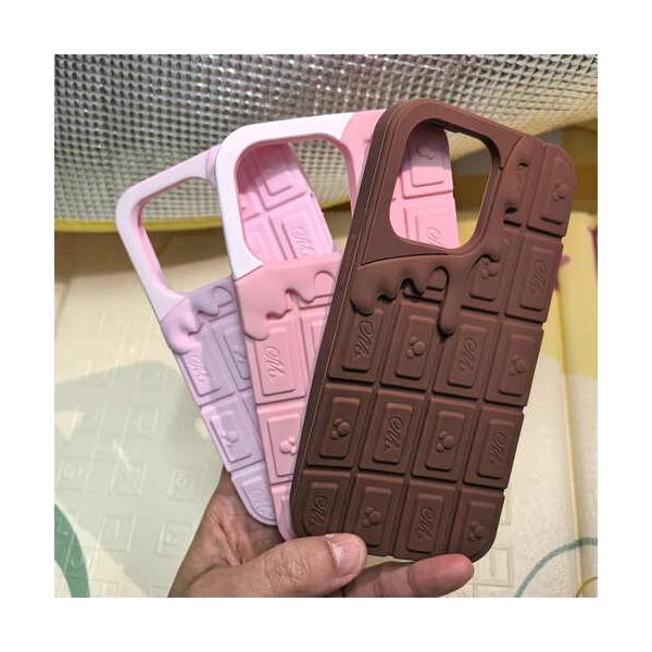 iPhone ケース チョコレート 板チョコ シリコン 溶ける かわいい おしゃれ スイーツ お菓子 フェイク 韓国 海外 Y2K レトロ 持ちやすい 大人可愛い柔らかい