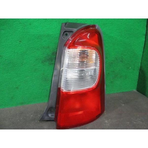 エッセ DBA-L235S 右テールランプ S28 81550-B2130 : YRCヤフー