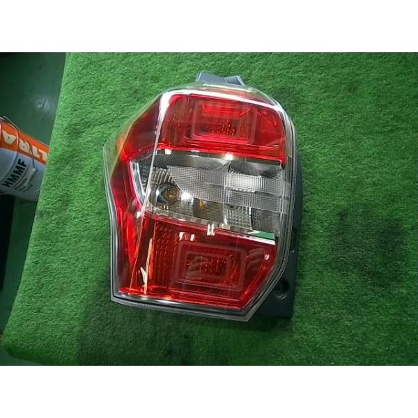 フォレスター DBA-SJ5 左テールランプ 84912SG080 060782 : BW山本商店