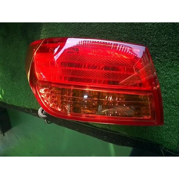 ブルーバードシルフィ DBA-KG11 左テールランプ 26555-EW01A 061168