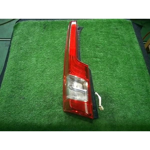 ムーヴ DBA-LA150S 左テールランプ 81561-B2340 070668 : BW山本商店