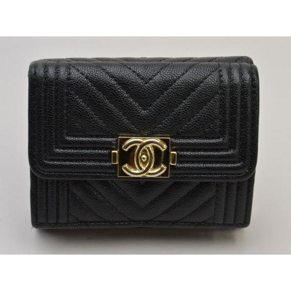 シャネル CHANEL 三つ折り財布 コンパクトウォレット レザー ボーイ 
