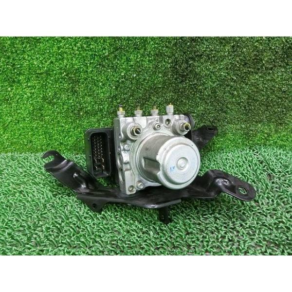 ホンダ オデッセイ DBA-RB1 ABSアクチュエーター ABS ユニット