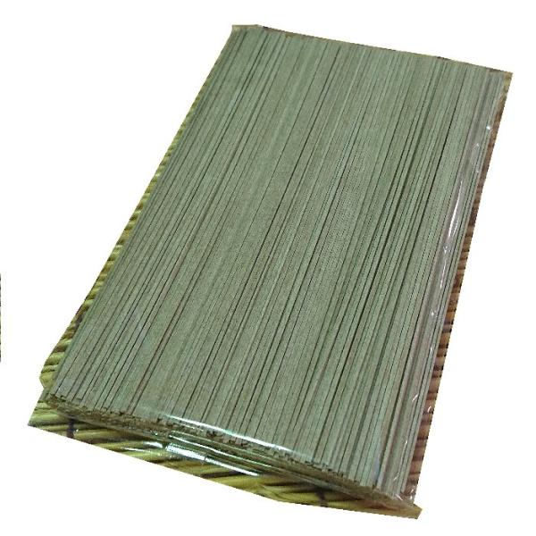 蕎麦王国である山形県村山市の名店である老舗そば屋「あらきそば」の技術を直伝し受け継いだのが山形県天童市の「又右エ門そば」です。その美味しさを全国にお届けいたします。乾麺となっているので、長く「又右エ門そば」を美味しくいただけます。こちらの商...